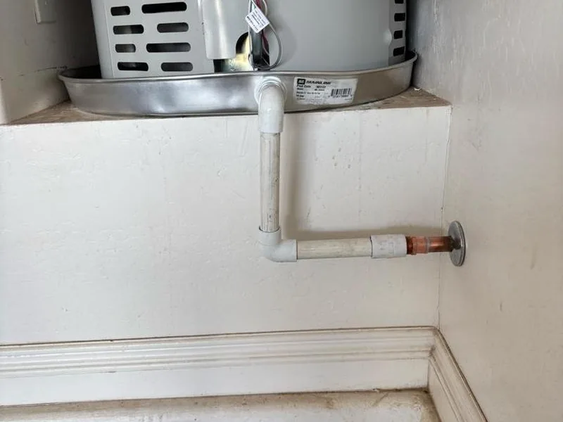 Instalación de Bandeja para Calentador en Tampa FL