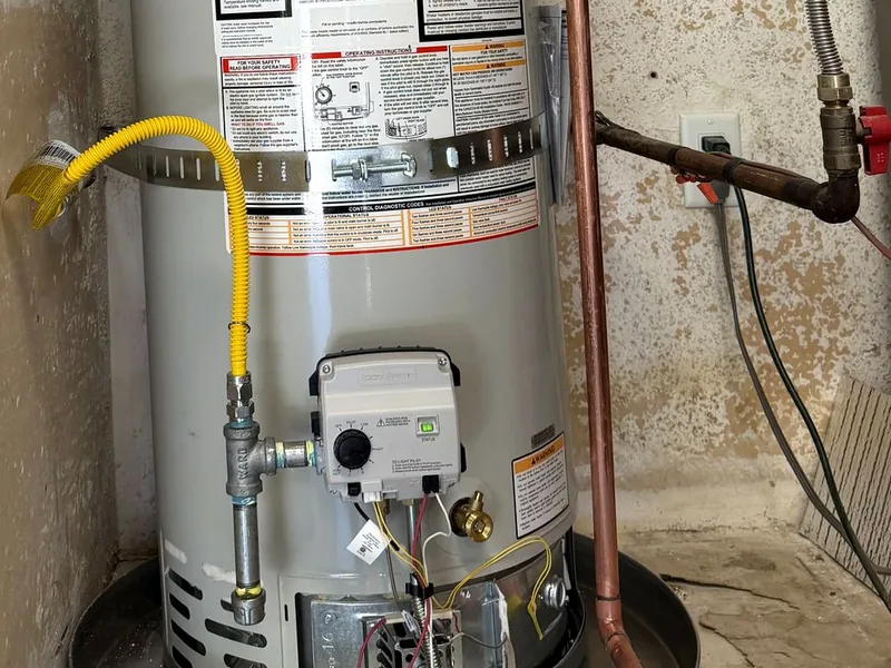 Instalación de Bandeja para Calentador en Temple Terrace FL